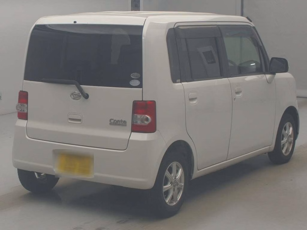DAIHATSU MOVE CONTE