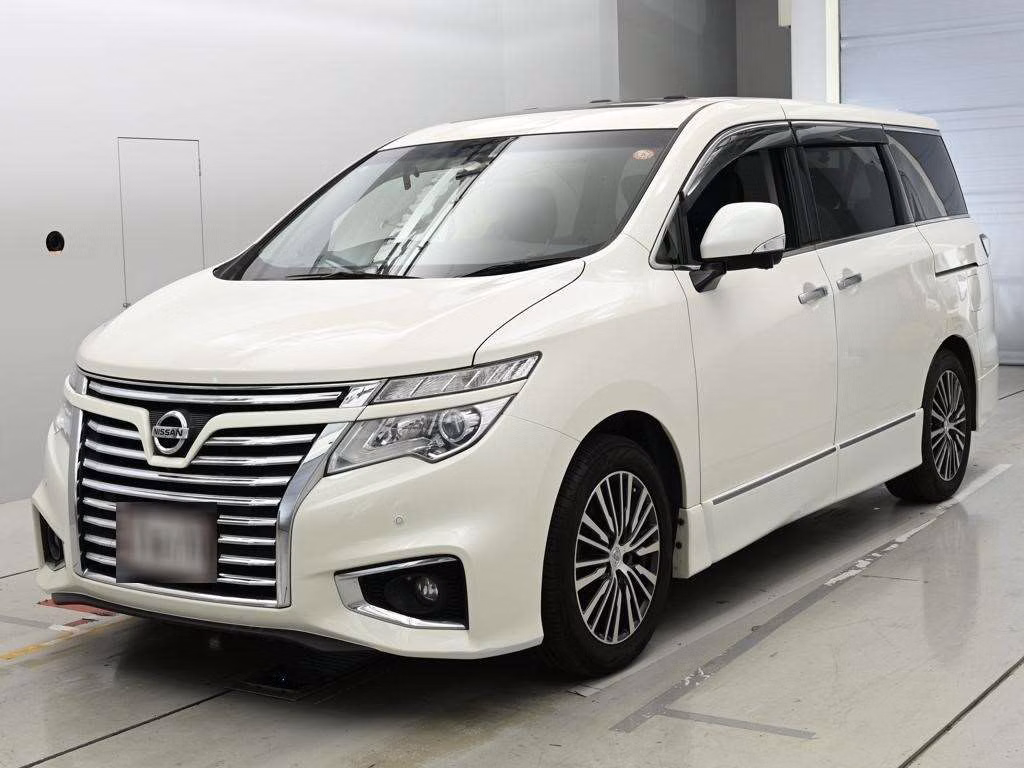 NISSAN ELGRAND