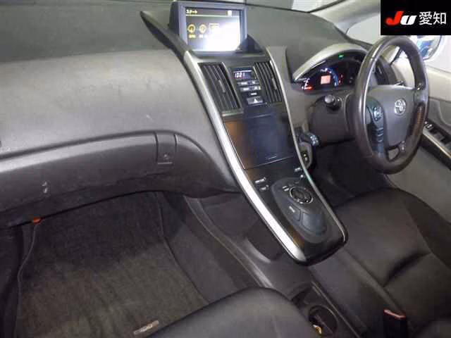 TOYOTA SAI