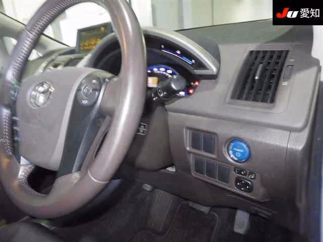 TOYOTA SAI