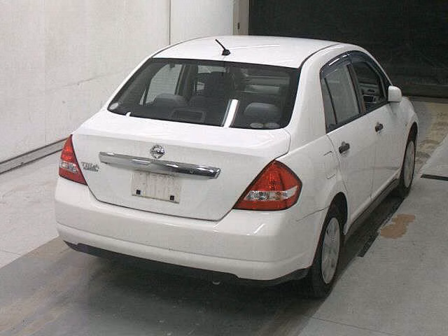 Nissan Tiida Latio