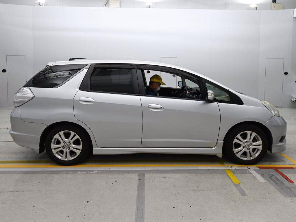 HONDA FIT SHUTTLE