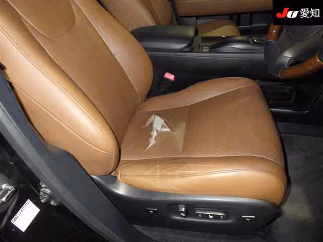 Lexus RX270