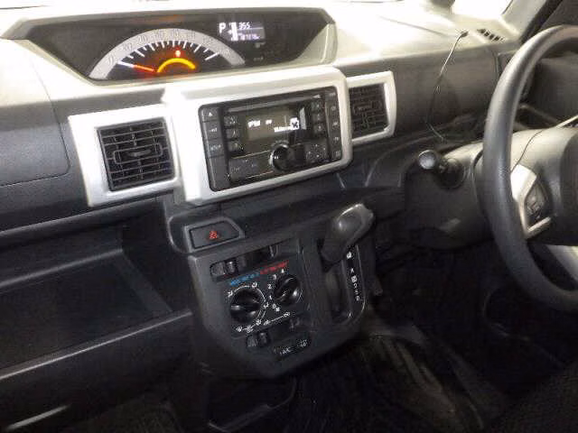 TOYOTA PIXIS MEGA