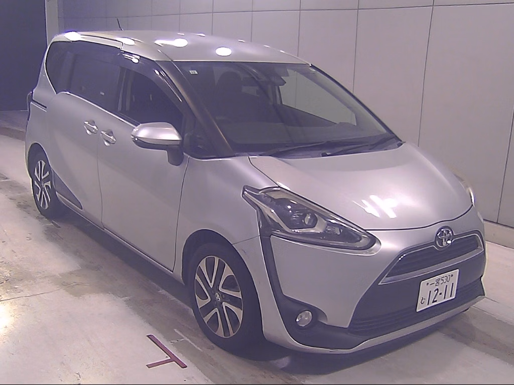 TOYOTA SIENTA