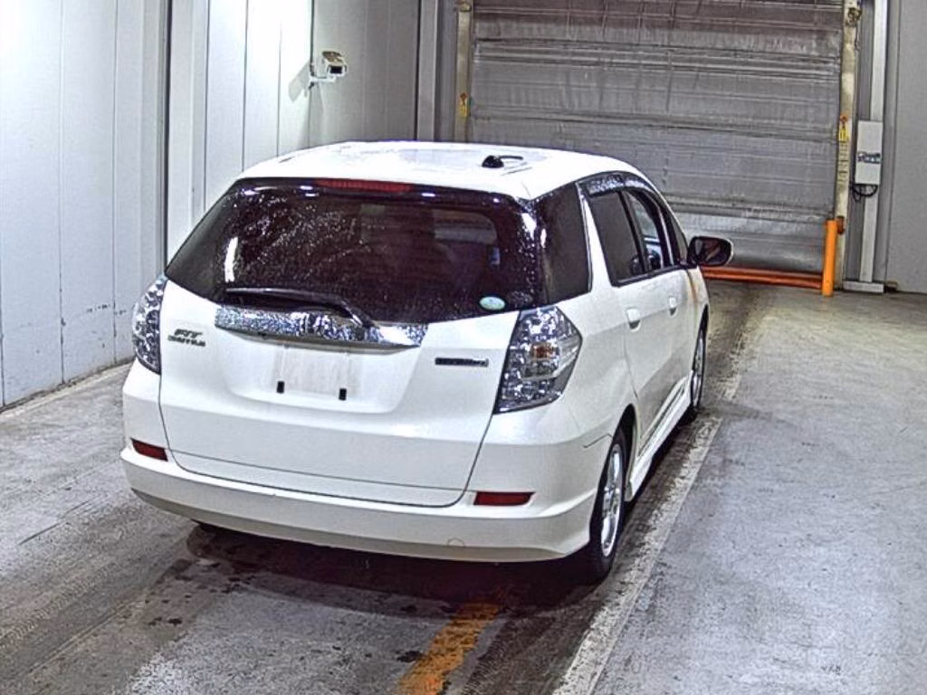 HONDA FIT SHUTTLE