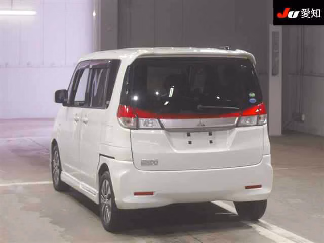 Mitsubishi Delica D:2