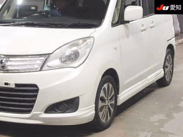 Mitsubishi Delica D:2