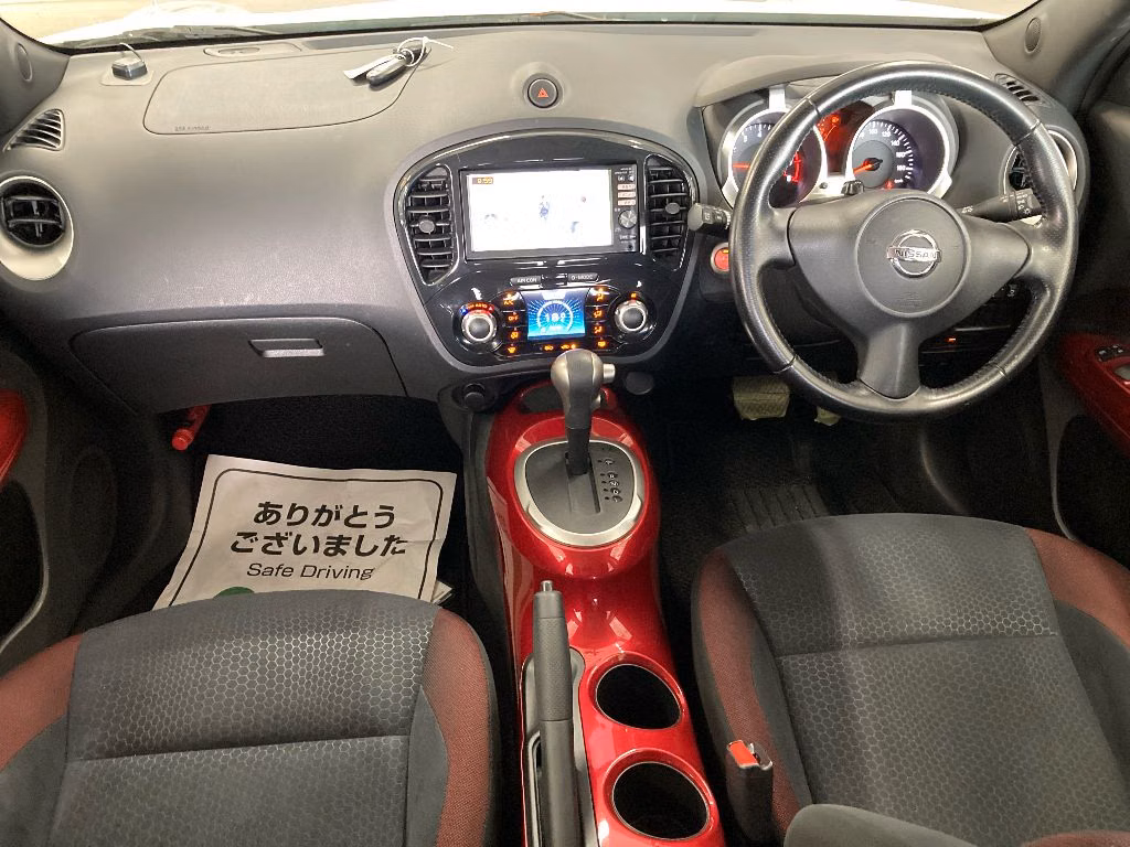 NISSAN JUKE