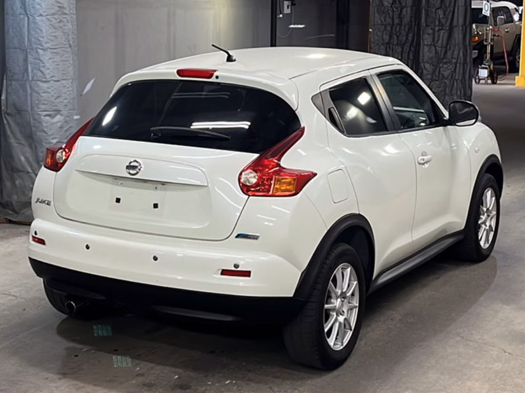 NISSAN JUKE