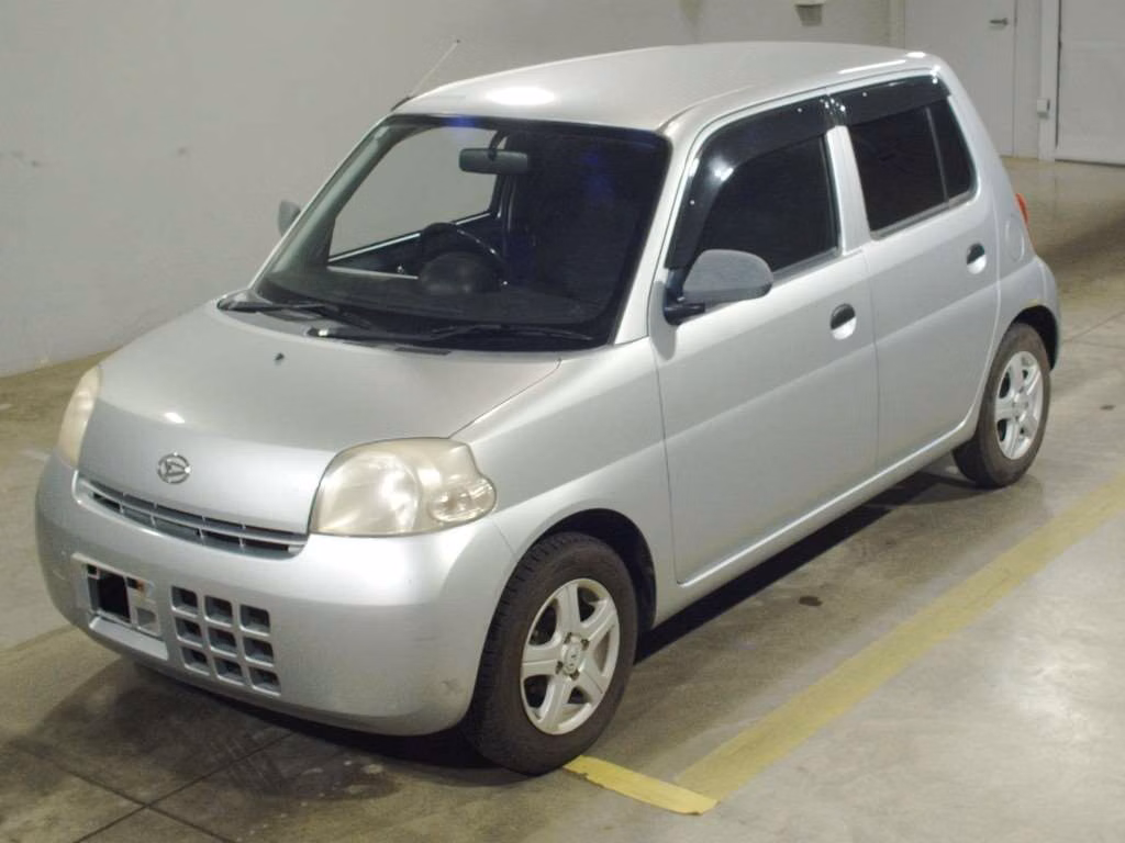 DAIHATSU ESSE