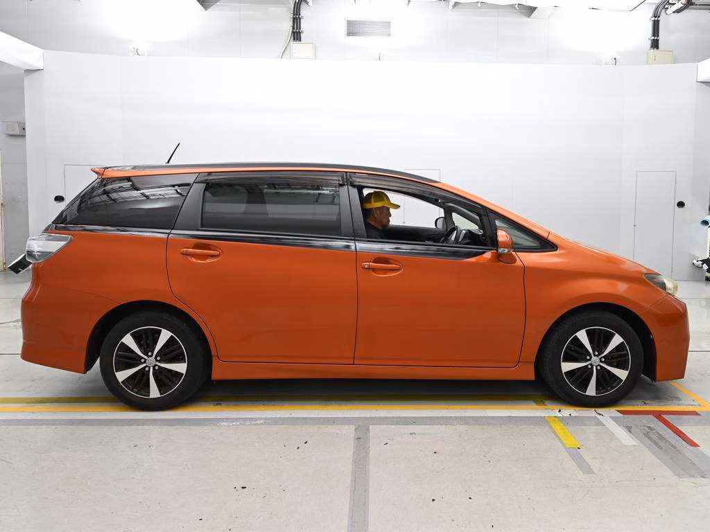TOYOTA WISH