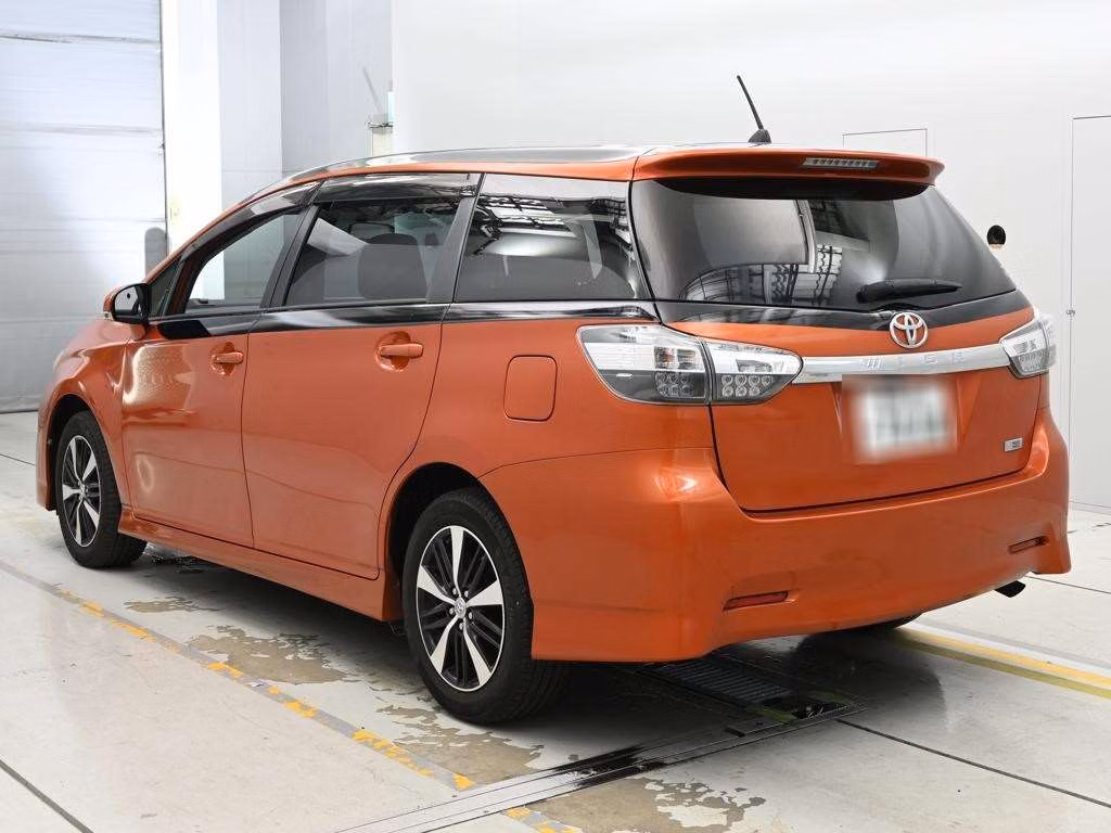 TOYOTA WISH