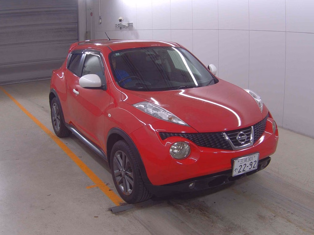 NISSAN JUKE