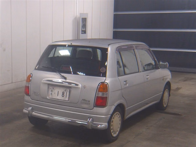 DAIHATSU MIRA GINO