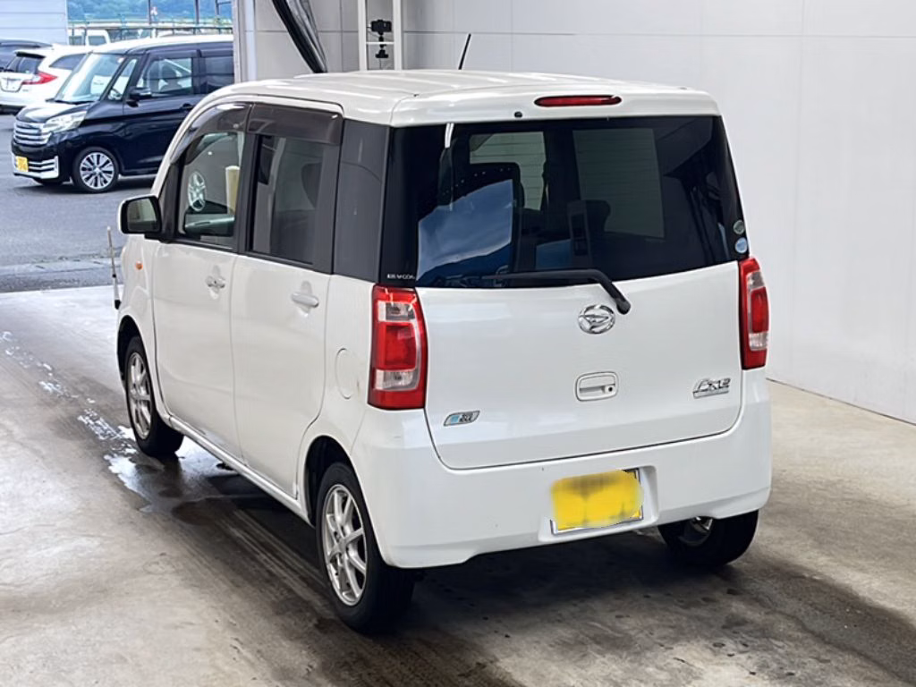 DAIHATSU TANTO EXE