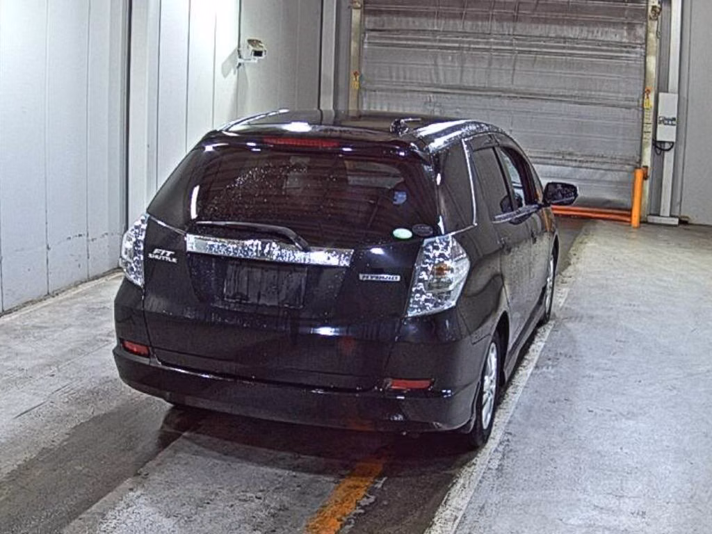 HONDA FIT SHUTTLE
