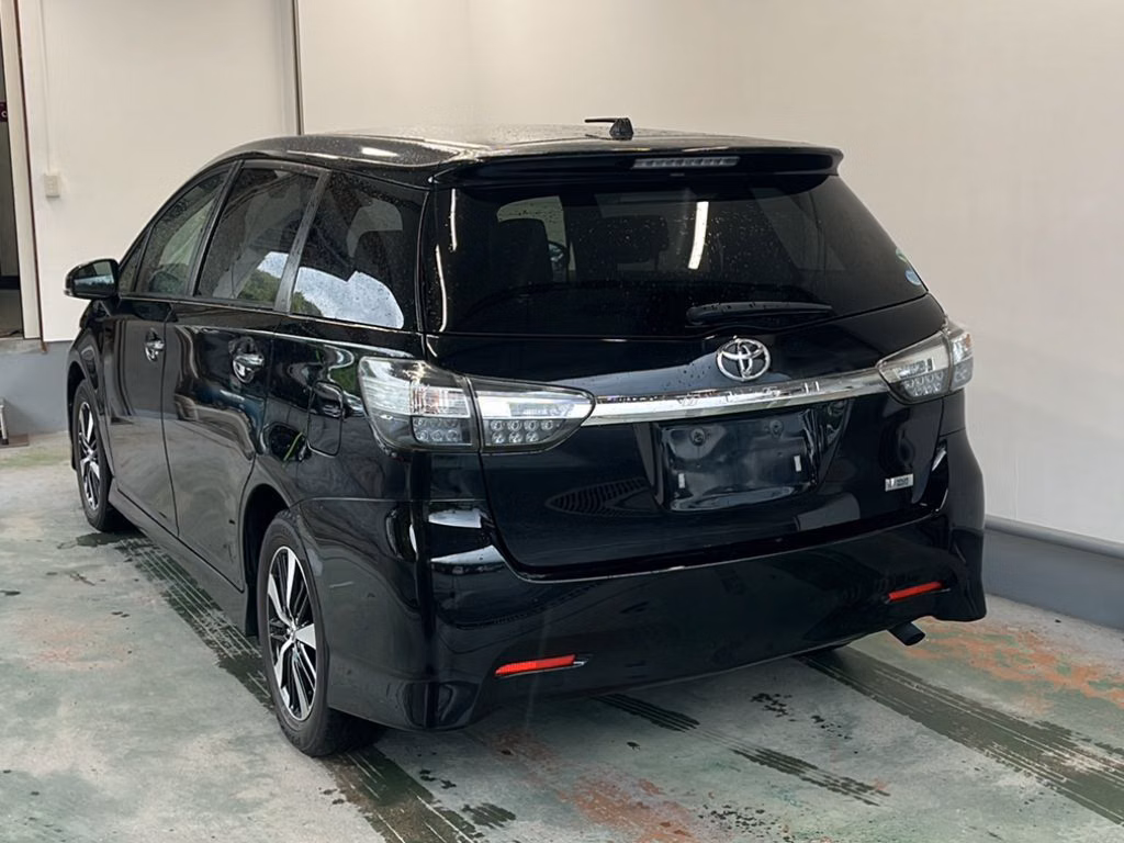 TOYOTA WISH