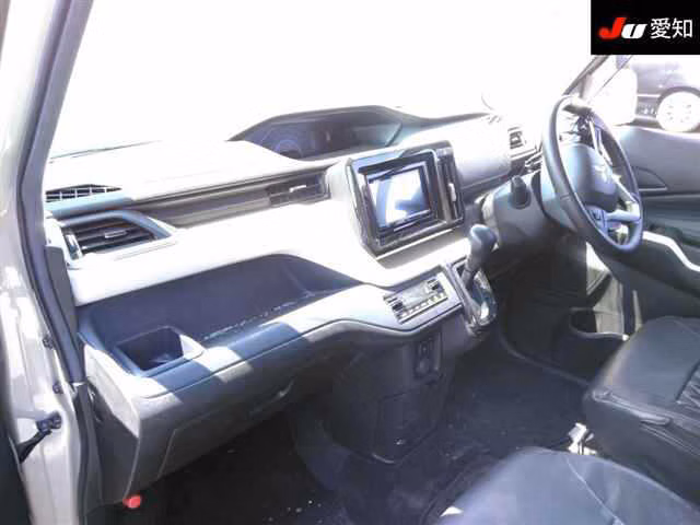 Mitsubishi Delica D:2