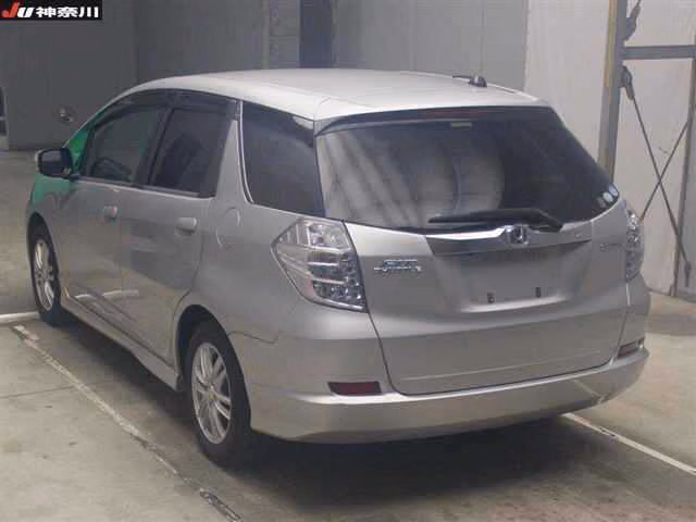 HONDA FIT SHUTTLE