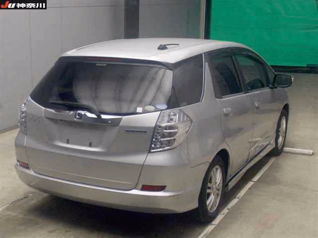 HONDA FIT SHUTTLE