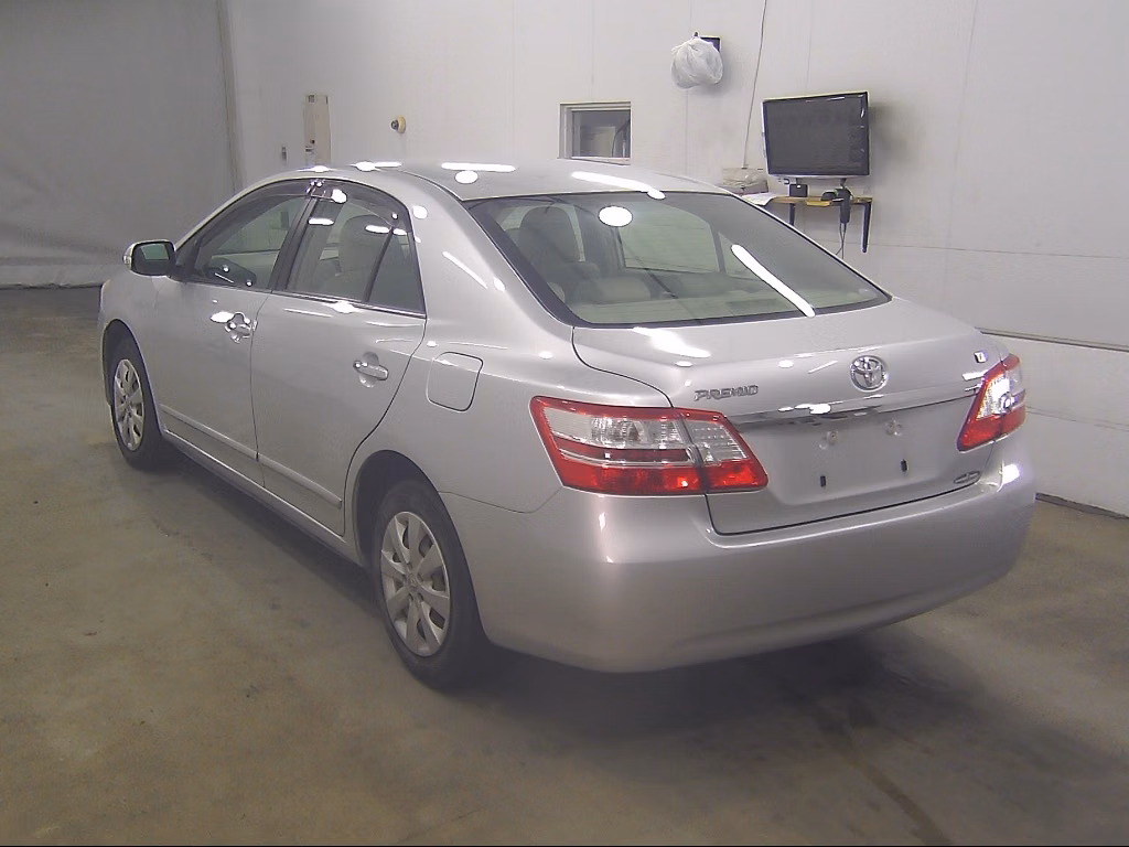 TOYOTA PREMIO