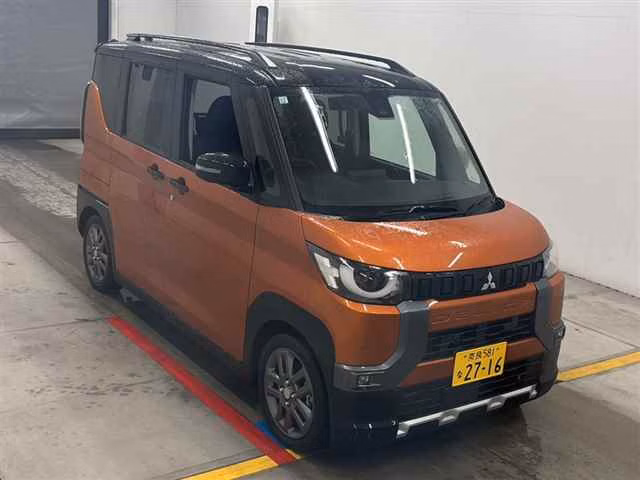 Mitsubishi Delica Mini