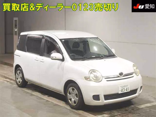 TOYOTA SIENTA