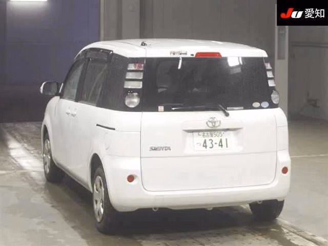 TOYOTA SIENTA