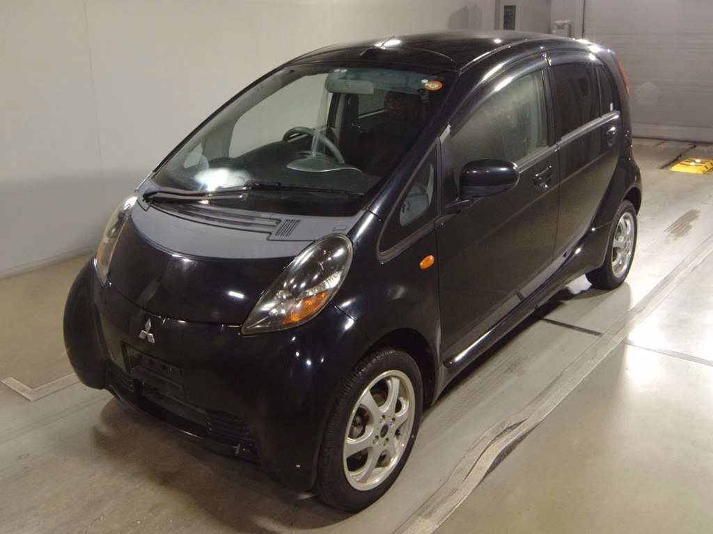 MITSUBISHI I
