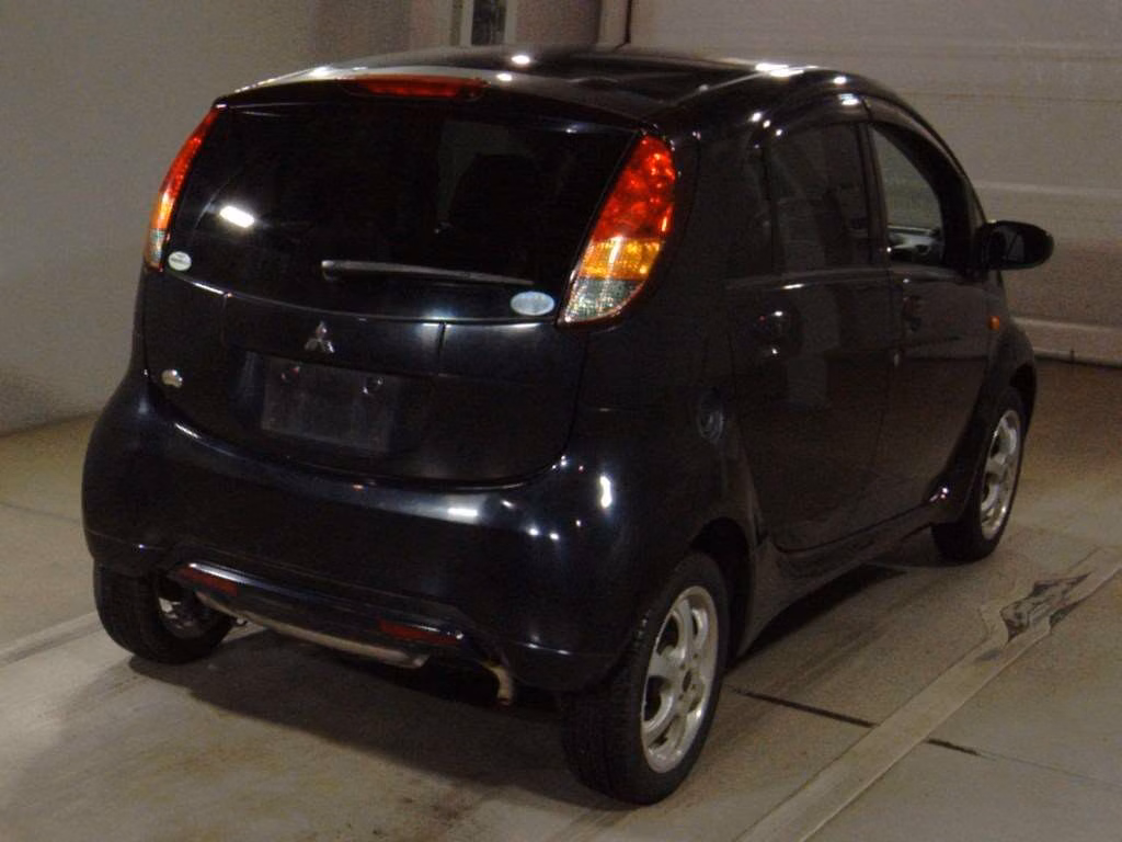 MITSUBISHI I