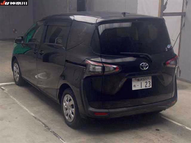 TOYOTA SIENTA
