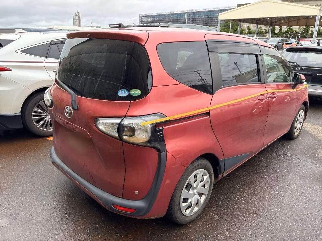 TOYOTA SIENTA