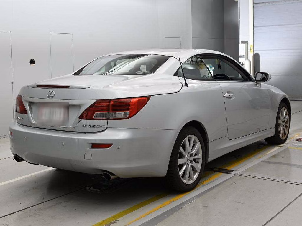 LEXUS IS250