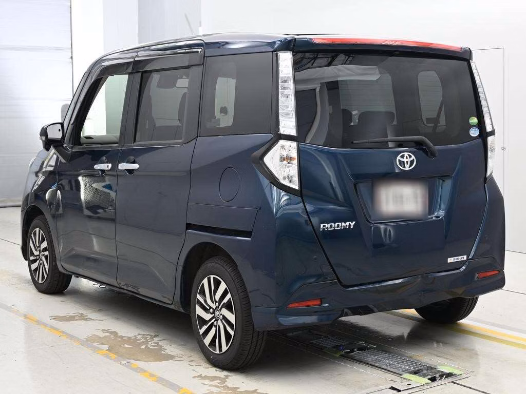 TOYOTA TANK