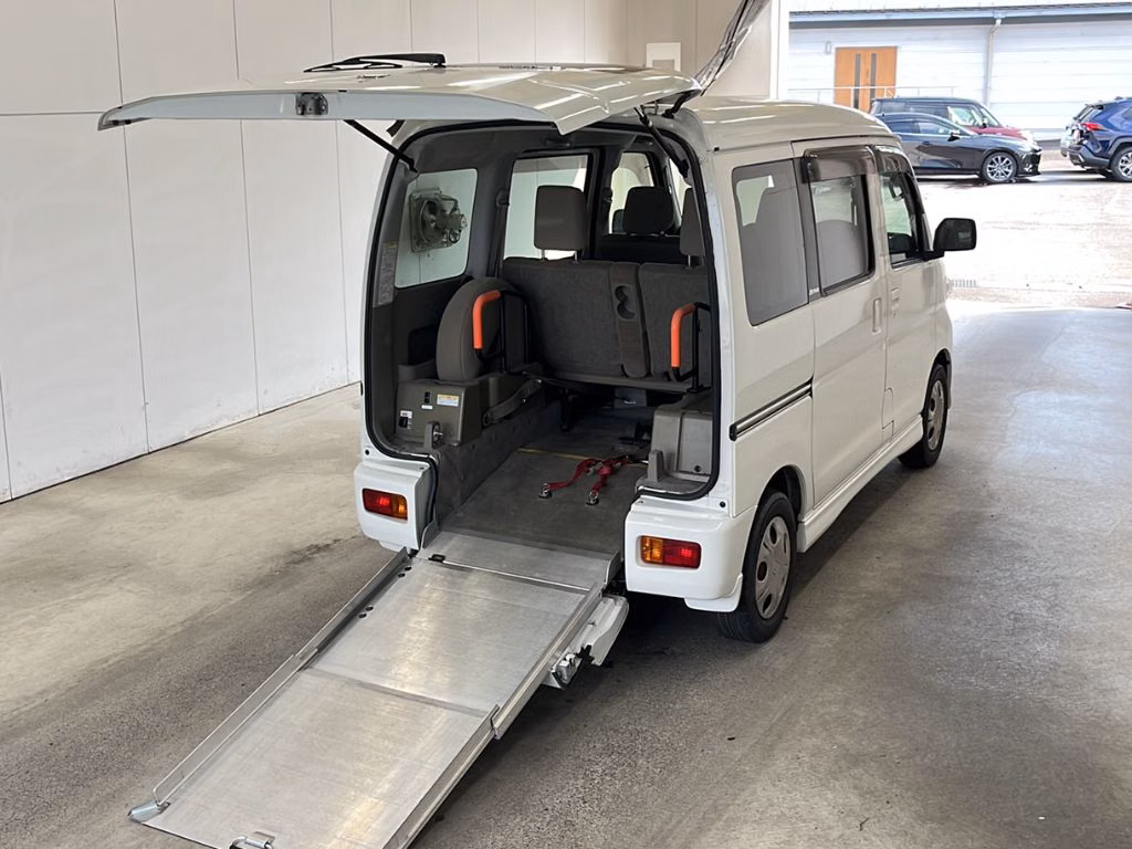 DAIHATSU ATRAI