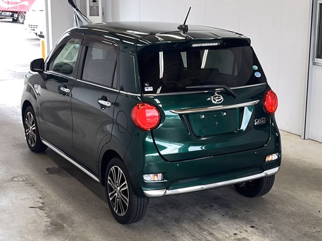 DAIHATSU CAST