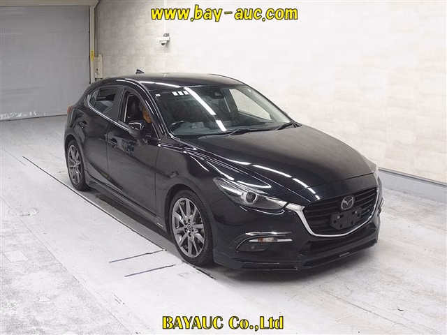 MAZDA AXELA