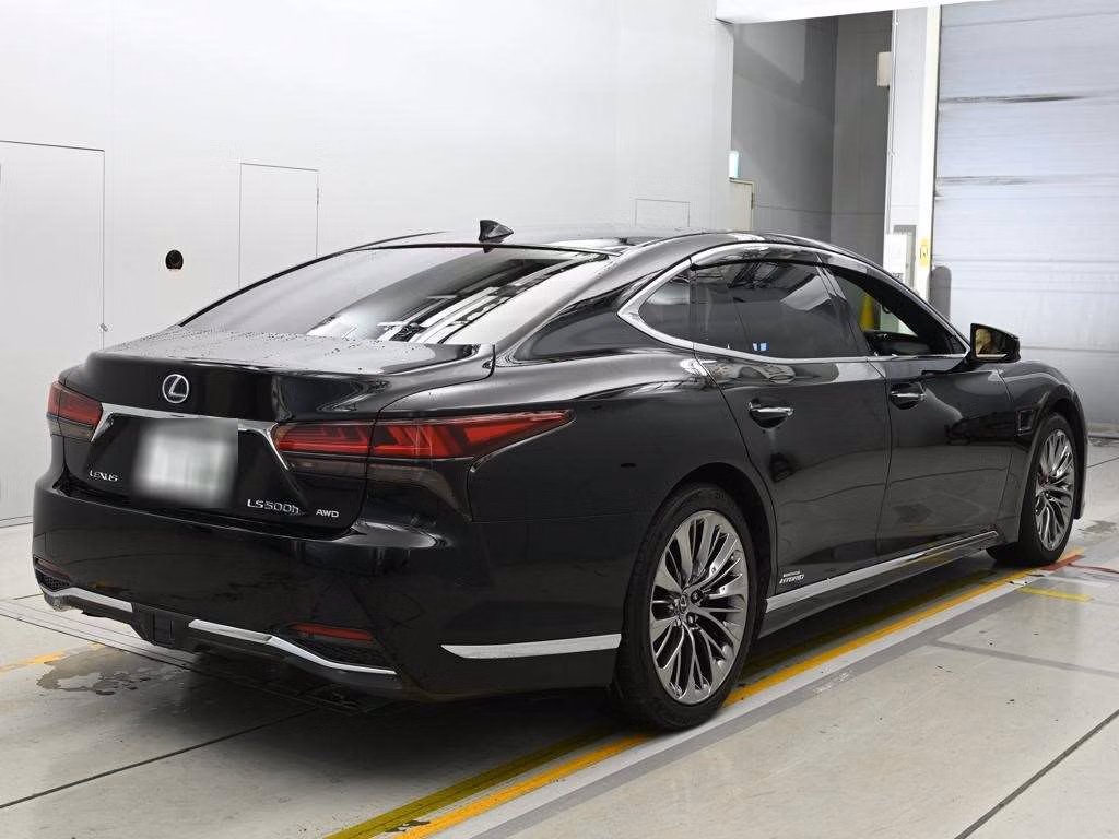 Lexus LS500h