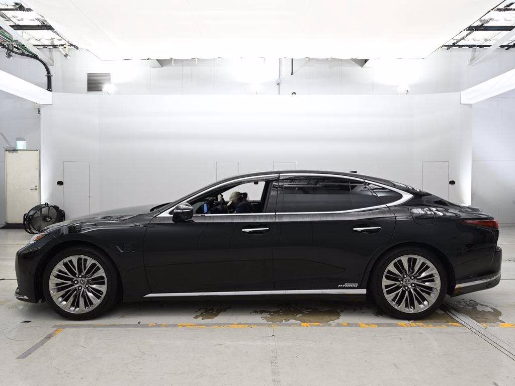 Lexus LS500h