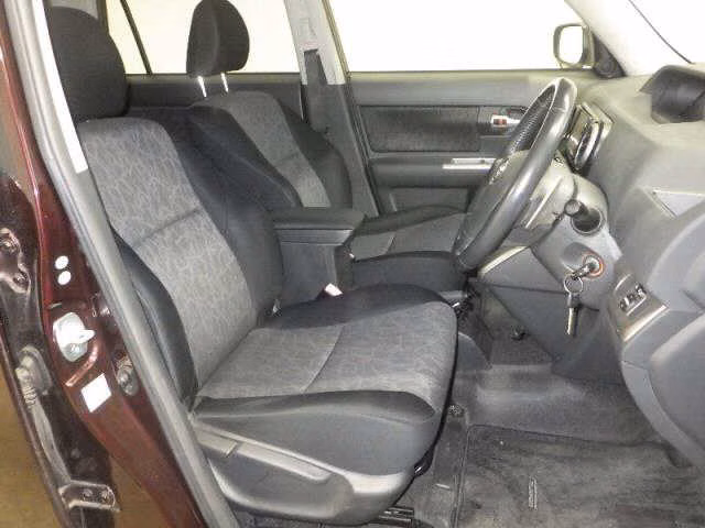 Toyota Corolla Rumion