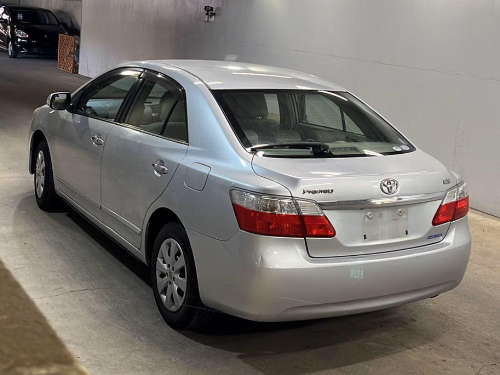 Toyota Premio