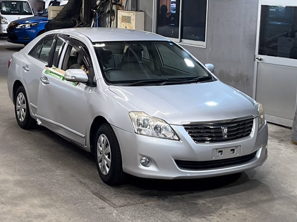 TOYOTA PREMIO