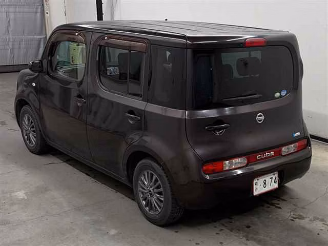 NISSAN CUBE