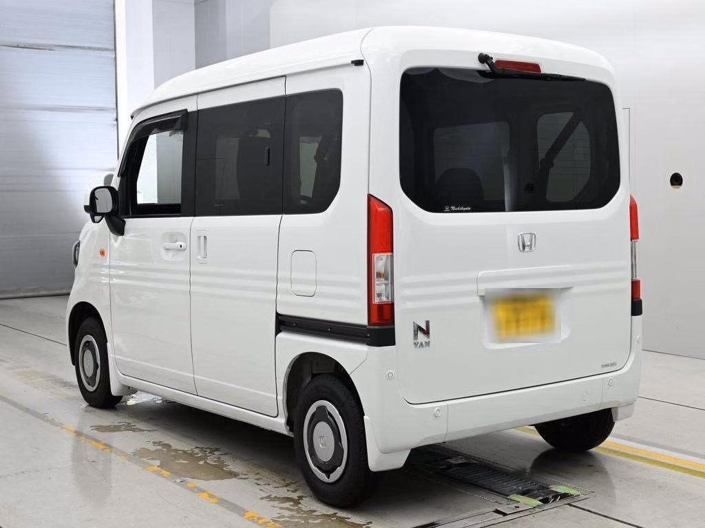 HONDA N-VAN
