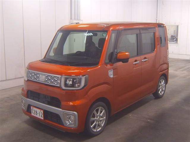 DAIHATSU WAKE