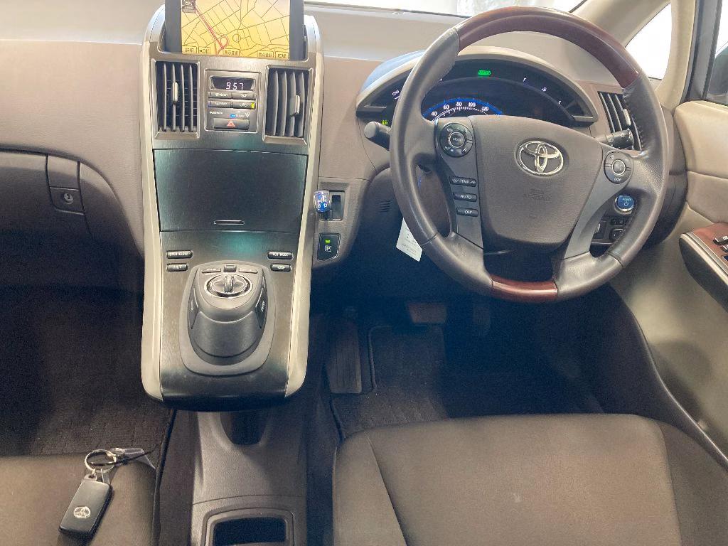 TOYOTA SAI