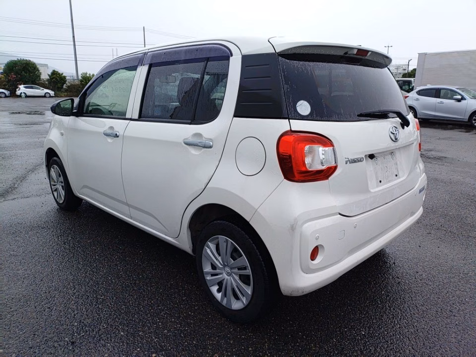 TOYOTA PASSO