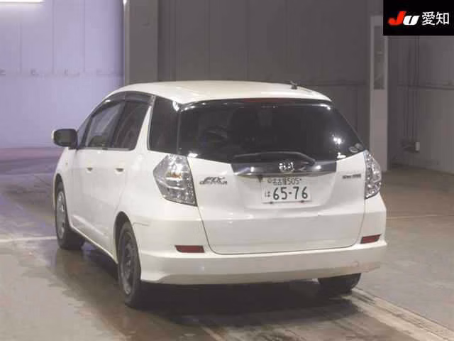 HONDA FIT SHUTTLE