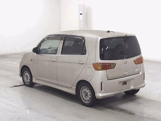 DAIHATSU MAX